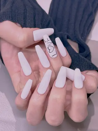 ネイル 美爪パラジェル導入店 Sunnilyのネイルデザイン