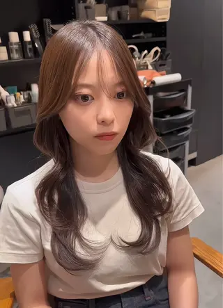 ロング カラー 韓国レイヤーカット 透明感カラー冨田那樹のヘアスタイル