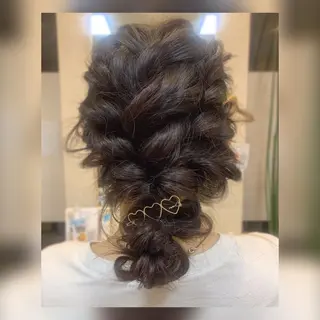 ヘアアレンジ 髪質改善美容室Qin hair所属・【女性限定】 👑hanaのヘアスタイル