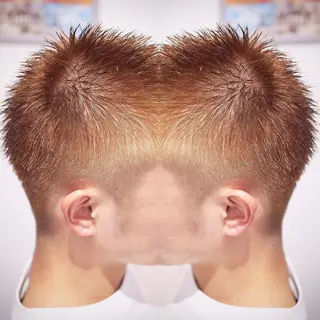 ショート カラー メンズ 及川シゲル 髪質改善講師のヘアスタイル