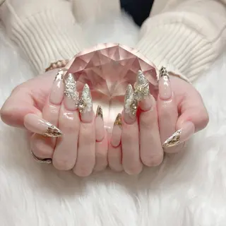 ネイル be+所属・be +のネイルデザイン