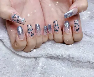 ネイル FLARE NAIL フレアネイルのネイルデザイン