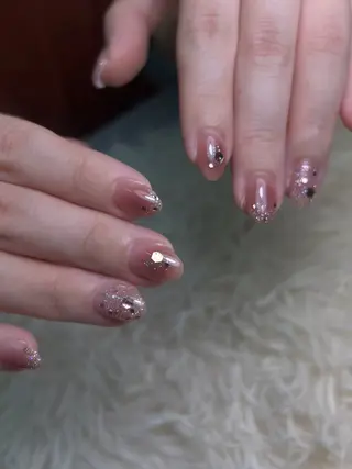 ネイル VIEWLU所属・Nail salon VIEWLUのネイルデザイン