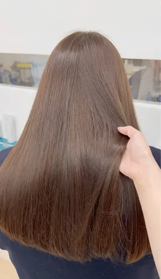 ロング MEGULI所属・新田 琴美/ 透明感/レイヤーのヘアスタイル