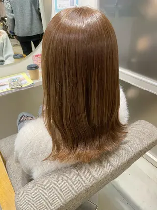 ミディアム チグサ ミウのヘアスタイル