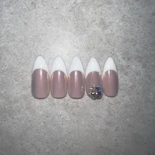 ネイル Allma Nailのネイルデザイン