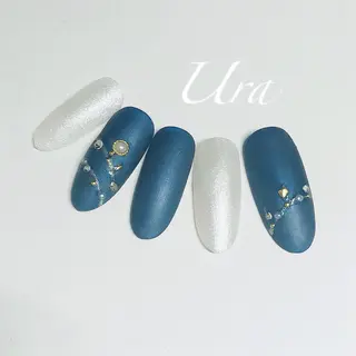 ネイル UrakoNail 《nail》のネイルデザイン