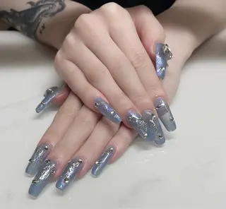 ネイル KARI ネイルサロンのネイルデザイン