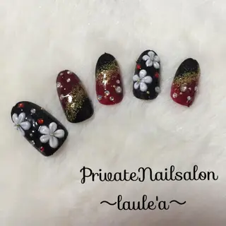 ネイル Nailsalon laule'aのネイルデザイン