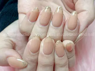 ミディアム Diamond 🚢のネイルデザイン