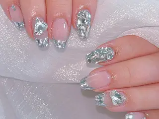 ネイル ネイルサロンエクラ 🫧Shizukaのネイルデザイン