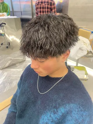 パーマ メンズ シャドウパーマ/ ルーズパーマ/メンズのヘアスタイル