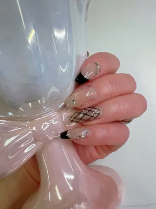 ネイル クイーンズネイル銀座所属・Queeens nailのネイルデザイン