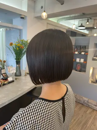 ショート カラー VISAGE ba.sk 金子詩帆のヘアスタイル