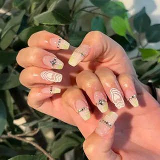 ネイル ☁️BLITZ 🎀笠原雪音🎀のネイルデザイン