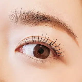 マツエク・マツパ kiki by eyelash&eyebrow所属・kiki アイラッシュの眉毛・アイブロウイメージ