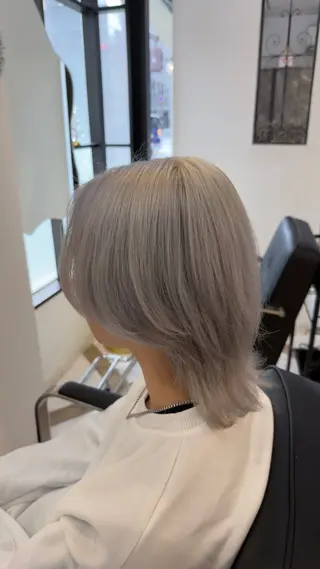 カラー せいと/ウルフ/ ハイトーン/インナーのヘアスタイル