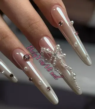 ネイル Oomiya 服部のネイルデザイン