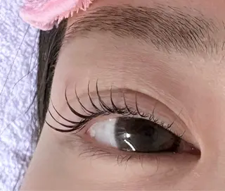 マツエク・マツパ トータルビューティー サロン・Ｎの眉毛・アイブロウイメージ