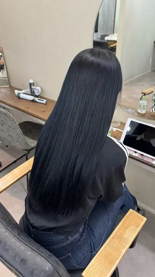 ロング shio ハイトーン 💗【福岡天神】のヘアスタイル