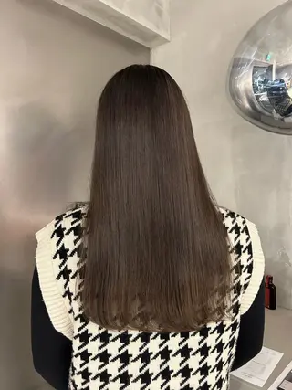 ロング カラー 馬場 菜乃夏のヘアスタイル