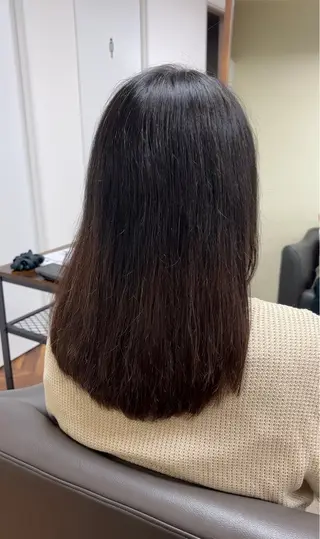 セミロング GRAN LUSSO岡山駅前【グランルッソ】所属・GRAN LUSSO 【MIHARU】のヘアスタイル