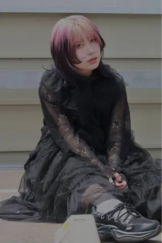 ミディアム カラー Yui. ハイトーン/パーマ/のヘアスタイル