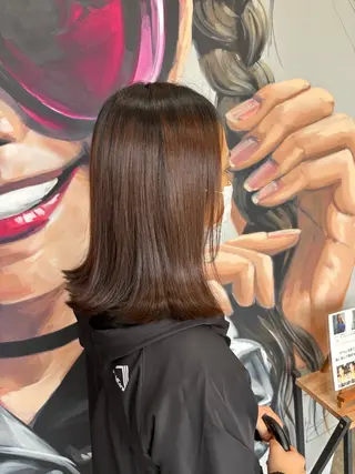 ミディアム おかだ まなみのヘアスタイル