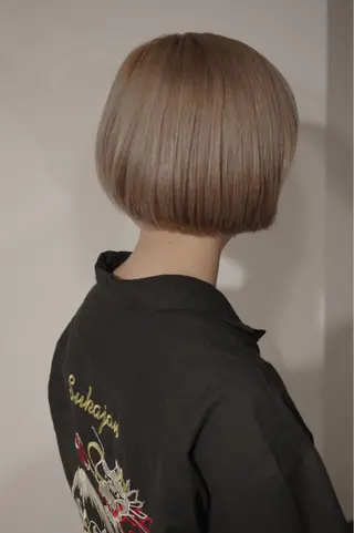 ショート カラー 🌈ディレクター🌈 徳松優希のヘアスタイル