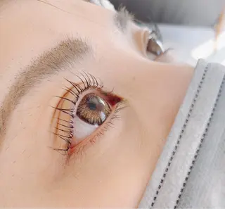 マツエク・マツパ M'sアイブロウ所属・梅田駅近！半個室 M'sアイブロウの眉毛・アイブロウイメージ