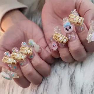 ネイル RUNWAY 　　の眉毛・アイブロウイメージ