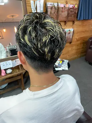 ショート カラー メンズ 小島 直哉のヘアスタイル