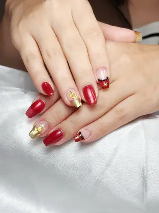 ミディアム 芹澤 美由のネイルデザイン