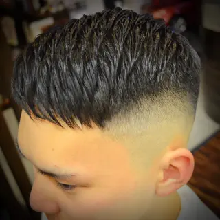 ショート パーマ メンズ 高野浩平/フェード ツイストスパイラルのヘアスタイル