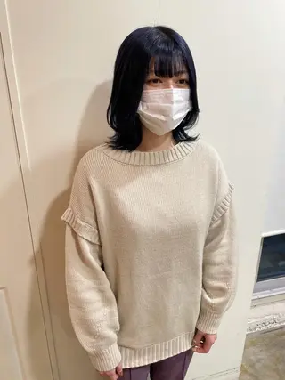 ミディアム カラー MIOベージュカラー 柔らかいカラーのヘアスタイル