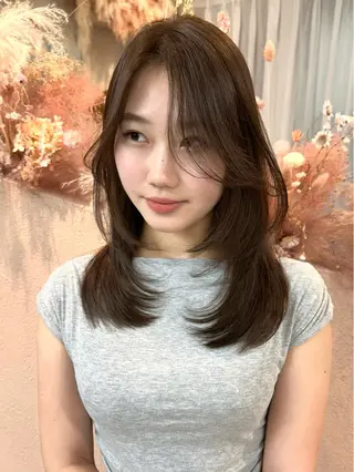 ミディアム カラー 韓国ヘア🦢🖤 Sayumiのヘアスタイル