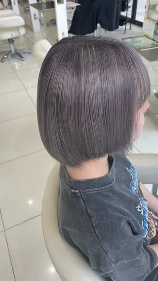 ミディアム カラー ハイトーン/ブリーチ Nozomiのヘアスタイル