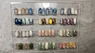 ミディアム cattleya nailのネイルデザイン