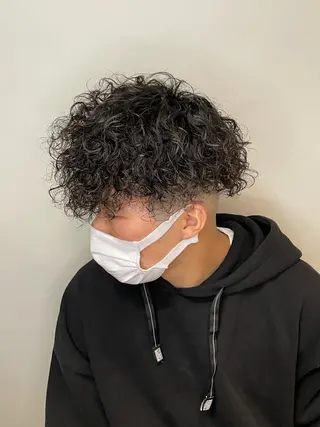 パーマ メンズ Le'a所属・渋谷/フェード/ 國分 翔のヘアスタイル