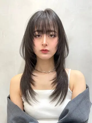 セミロング 大宮🤍縮毛矯正 レイヤー🪽なるのヘアスタイル