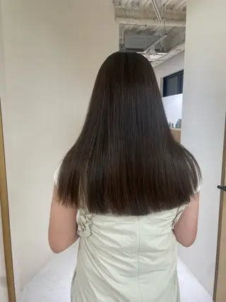 ロング DEE okumuraのヘアスタイル