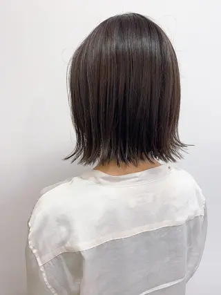 ショート カラー 色白に見える暗髪 梅田・増田のヘアスタイル