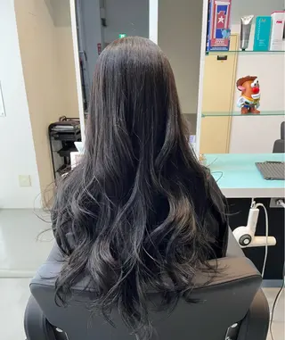 ロング カラー Rena🦄顔まわり カット🤍✂️のヘアスタイル