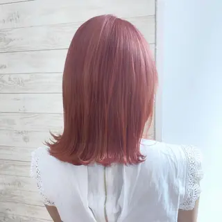 ミディアム レイヤー/ショート カット/服部タカノリのヘアスタイル