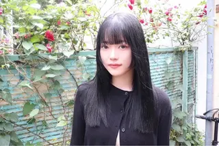 ロング カラー AIRA/ブリーチ ‪/透明感カラーのヘアスタイル