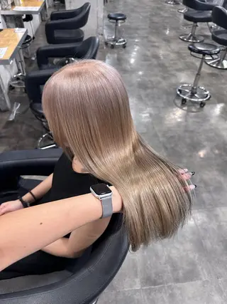 カラー 海外トレンドヘア🤍 sumireのヘアスタイル