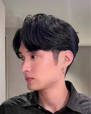 パーマ メンズ Qin shaire salon 原宿verno店所属・【センターパート】 ETO／江藤翼の眉毛・アイブロウイメージ