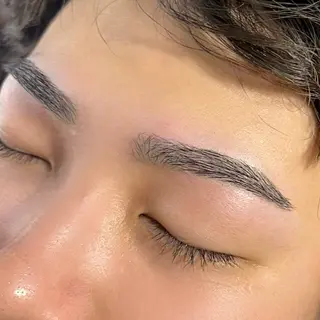 メンズ アイブロウ Blanc梅田茶屋町 ◆Jrアイリストの眉毛・アイブロウイメージ