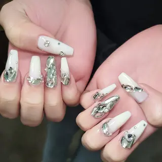 ネイル Natsumi 🦊  Nailのネイルデザイン