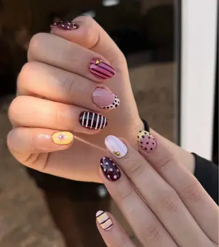 ネイル NiJi Nailsのネイルデザイン